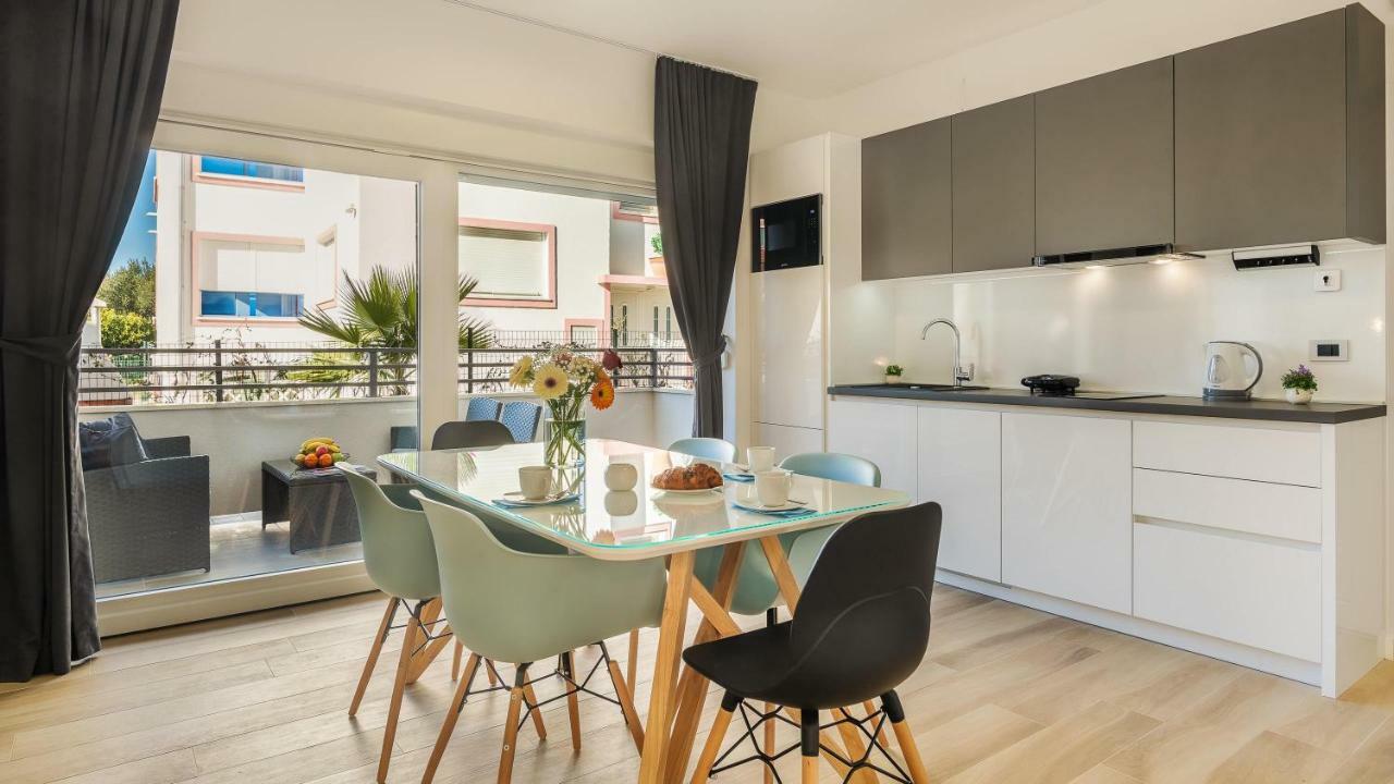 Sun & Salt Apartments Bibinje Extérieur photo